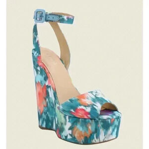 NEW Guess Taraji Printed Wedges Sz 10